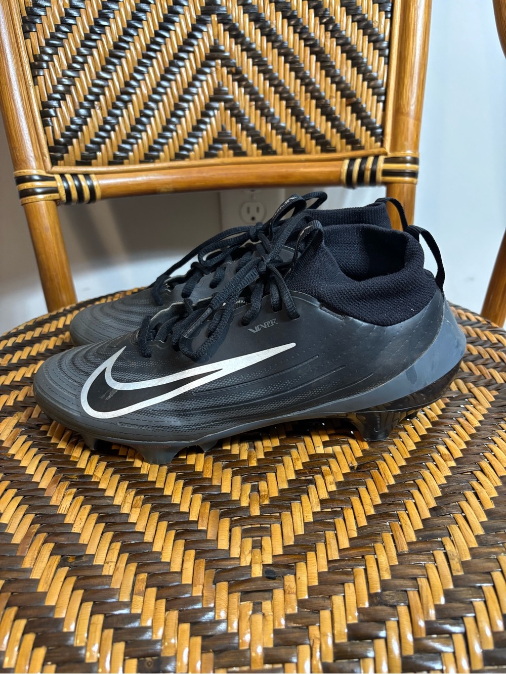 Nike Vapor Pro 1 Football Cleats Men’s 7.5
